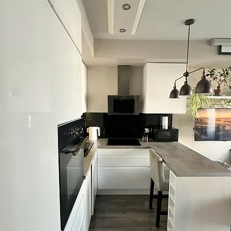 Nowoczesny Apartament Capital Towers Z Widokiem 43 ジェシュフ