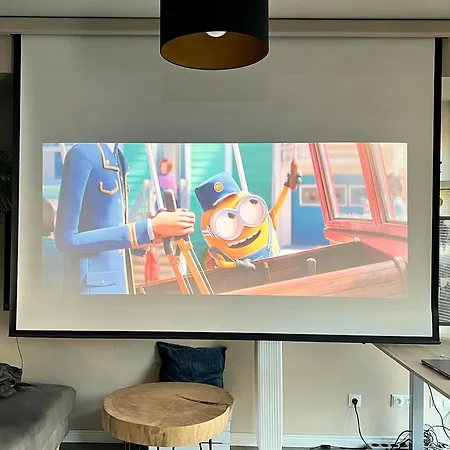 Modern Flat Prime Location 43 Apartment