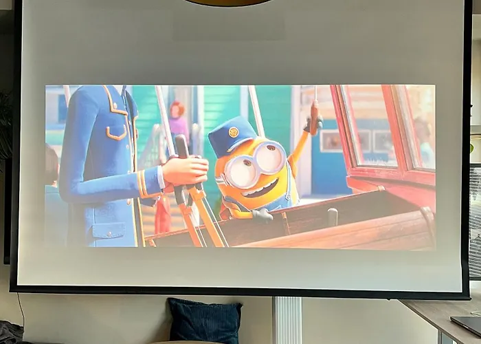 Modern Flat Prime Location 43 Apartment